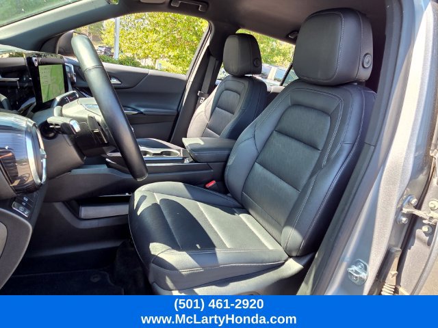 Used 2025 Chevrolet Equinox LT w/ Convenience Package II FWD image 7