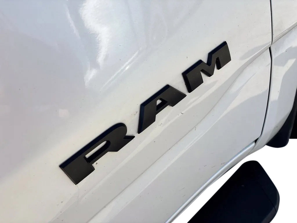 Used 2019 RAM 1500 Sport w/ Level 2 Equipment Group AWD/4WD image 9