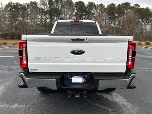 Used 2023 Ford F250 Lariat w/ Chrome Package image 23