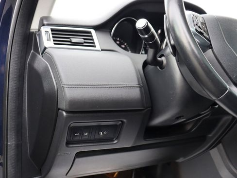 Used 2019 Land Rover Discovery Sport HSE image 26