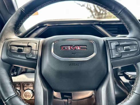 Used 2024 GMC Sierra 2500 AT4 w/ AT4 Premium Plus Package AWD/4WD image 33