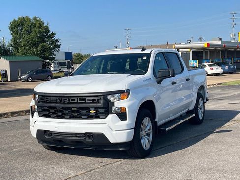 Certified 2025 Chevrolet Silverado 1500 Custom image 3