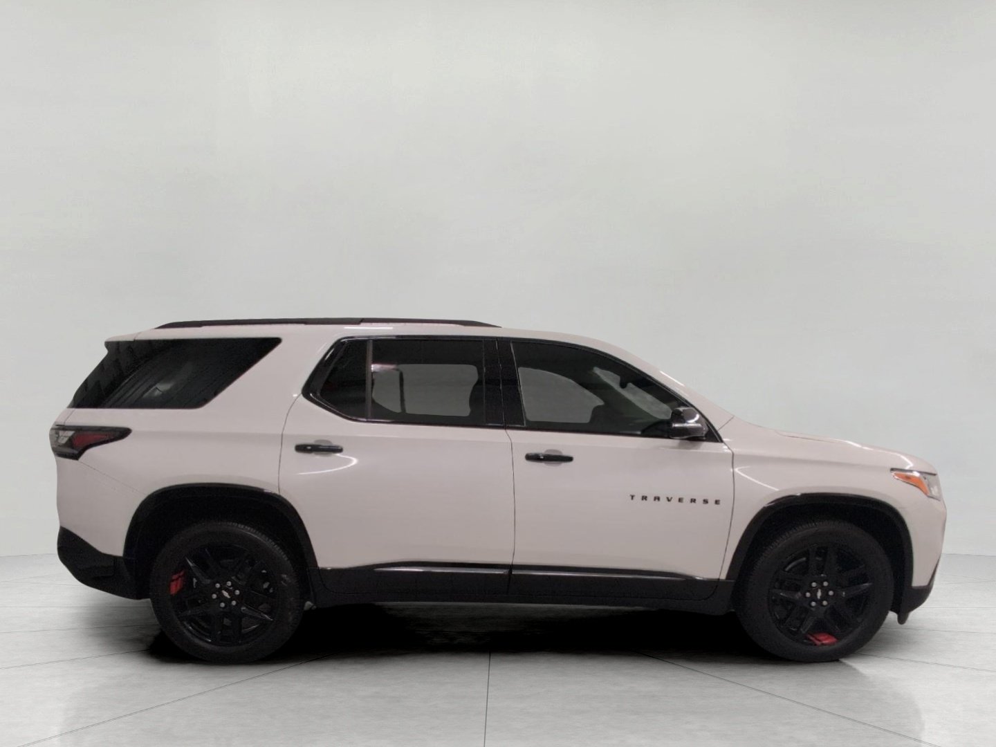 Certified 2020 Chevrolet Traverse Premier w/ Redline Edition AWD/4WD image 11