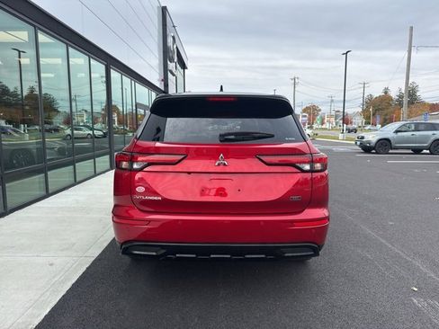 Used 2023 Mitsubishi Outlander SEL Black Edition image 3
