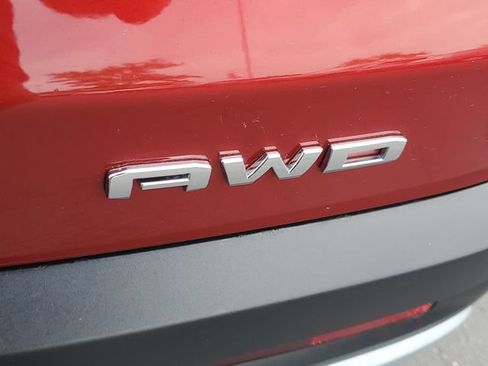 Certified 2021 GMC Acadia SLE w/ Driver Convenience Package AWD/4WD image 6