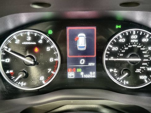 Used 2025 Subaru Ascent Limited AWD/4WD image 18