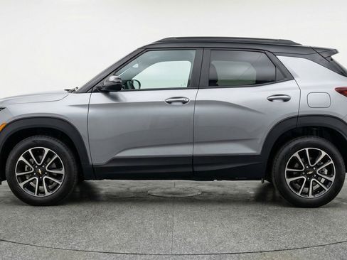 Used 2025 Chevrolet TrailBlazer LT image 5