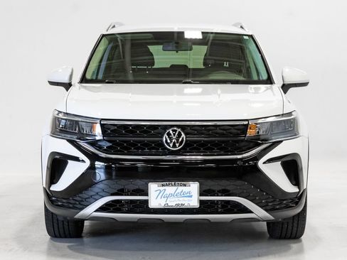 Used 2022 Volkswagen Taos SE AWD/4WD image 5