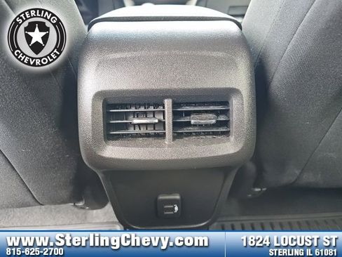 Used 2022 Chevrolet Equinox LT image 24