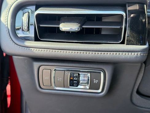 Used 2025 Lincoln Aviator AWD w/ Jet Appearance Package image 19