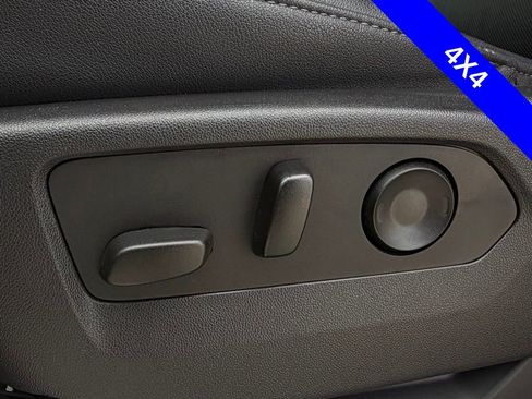 Used 2024 Chevrolet Silverado 2500 LTZ w/ LTZ Plus Package image 7