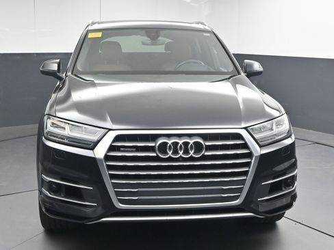 Used 2019 Audi Q7 3.0T Prestige image 2
