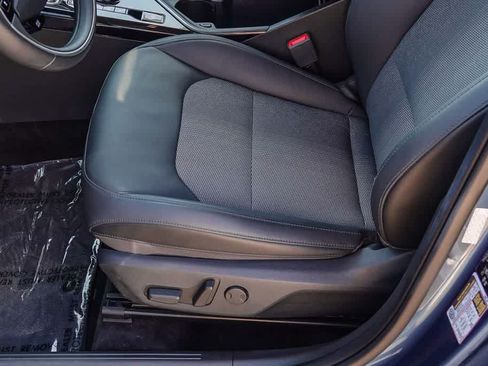 Certified 2023 Kia Niro EX FWD image 20