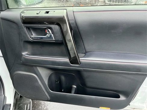 Used 2024 Toyota 4Runner TRD Off-Road image 21