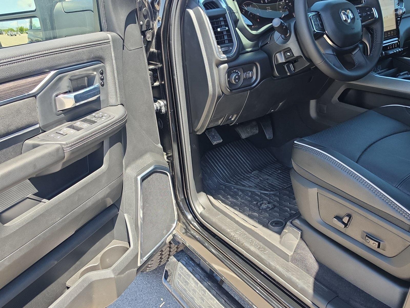 New 2026 RAM 2500 Laramie w/ Night Edition AWD/4WD image 11