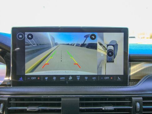 Used 2025 Lincoln Corsair Reserve w/ Equipment Group 202A image 27