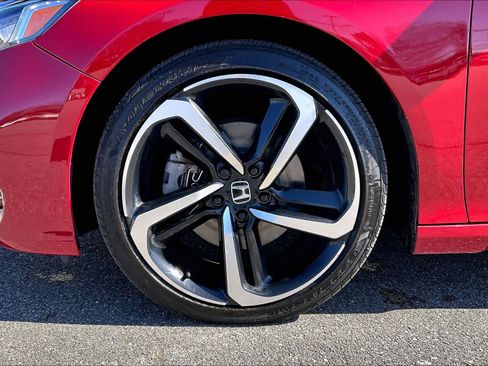 Used 2020 Honda Accord Sport image 7