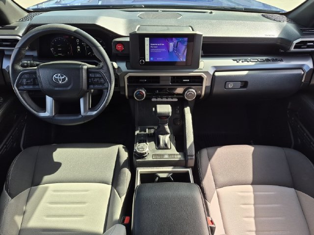 Used 2025 Toyota Tacoma TRD Off-Road AWD/4WD image 12