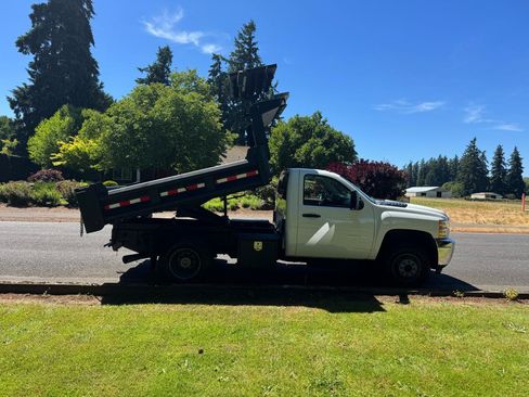 Used 2012 Chevrolet Silverado 3500 W/T RWD image 12