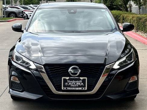 Used 2020 Nissan Altima 2.5 SR w/ Premium Package image 9