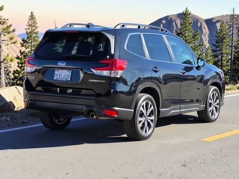 Used 2023 Subaru Forester Limited image 7