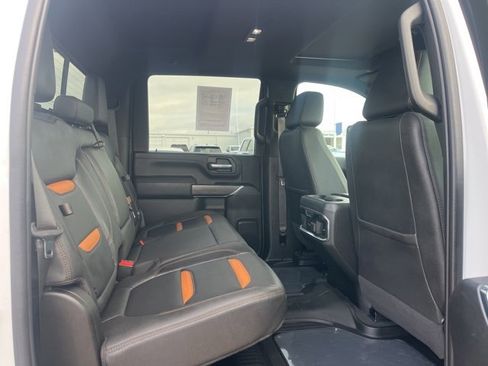 Used 2023 GMC Sierra 2500 AT4 w/ AT4 Preferred Package image 46