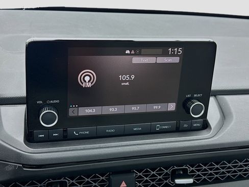 Used 2023 Honda Accord EX image 11