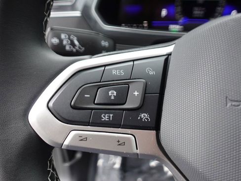 Used 2024 Volkswagen Tiguan S image 14