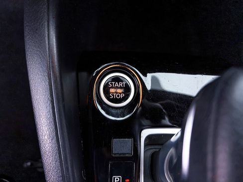Used 2021 Nissan Kicks S FWD image 21