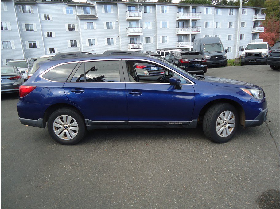 Used 2016 Subaru Outback 2.5i Premium AWD/4WD image 5