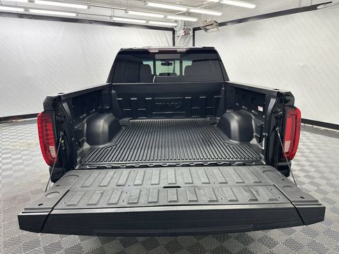 Used 2021 GMC Sierra 1500 SLT w/ SLT Premium Package AWD/4WD image 20