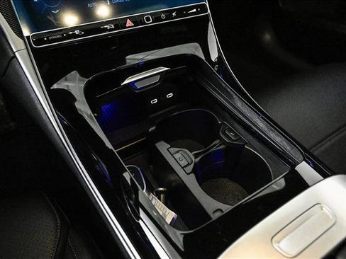 New 2026 Mercedes-Benz C 300 4MATIC Sedan image 13