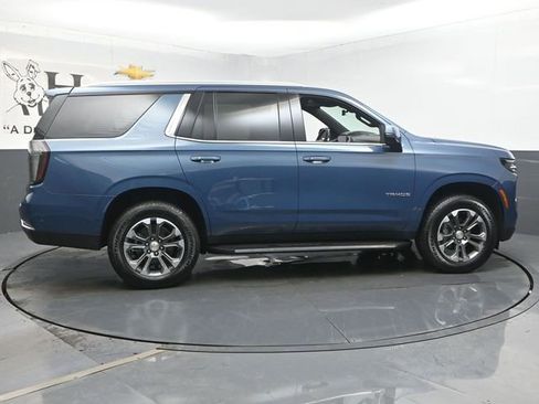 Used 2025 Chevrolet Tahoe LT w/ Advanced Technology Package AWD/4WD image 39