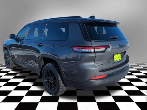 Used 2024 Jeep Grand Cherokee L Laredo image 10