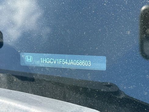 Used 2018 Honda Accord EX-L image 3