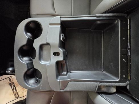 Used 2024 RAM 3500 Tradesman w/ Chrome Appearance Group image 19