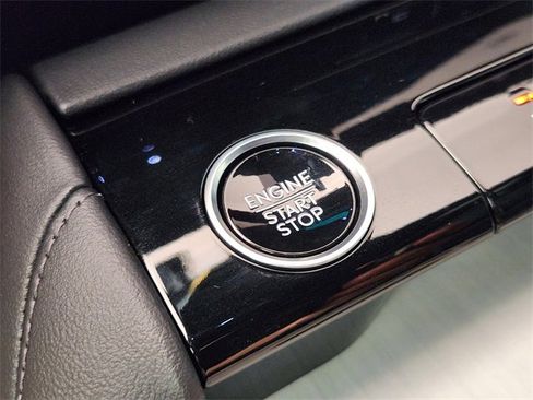 New 2025 Lincoln Navigator Reserve w/ Jet Appearance Package image 19