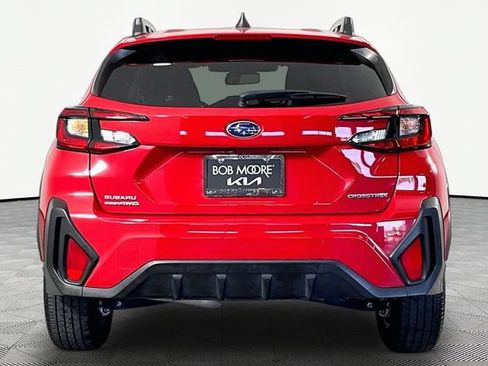 Used 2025 Subaru Crosstrek 2.5i Premium AWD/4WD image 5