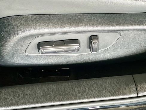 Used 2024 Honda Civic EX-L image 13