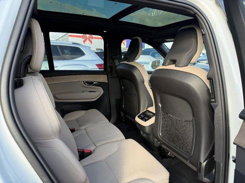 Certified 2025 Volvo XC90 B6 Plus image 11