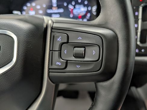 Used 2024 GMC Yukon XL Denali image 27