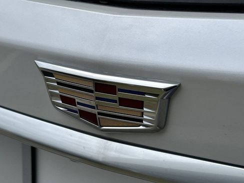 New 2025 Cadillac XT6 Premium Luxury w/ Platinum Package image 9