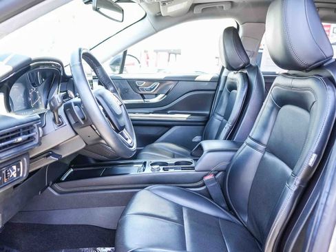 Used 2021 Lincoln Corsair FWD w/ Premium Package image 18