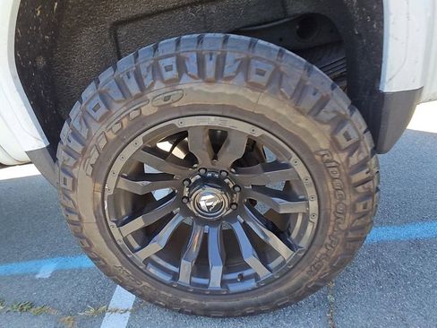 Used 2021 GMC Sierra 2500 Denali w/ Denali Ultimate Package image 3