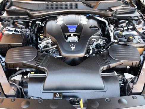 Used 2019 Maserati Quattroporte S image 68