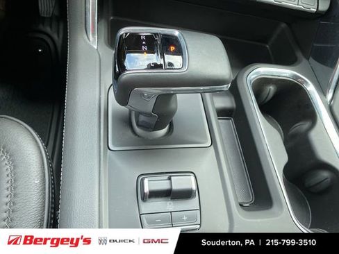 Used 2025 GMC Sierra 1500 Denali w/ Denali Reserve Package AWD/4WD image 19