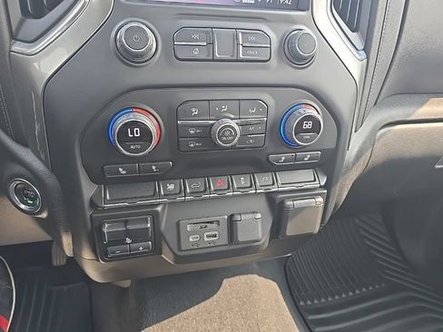 Used 2022 Chevrolet Silverado 2500 LT w/ Convenience Package AWD/4WD image 23