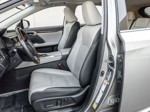 Used 2019 Lexus RX 350 FWD w/ Navigation Package image 11