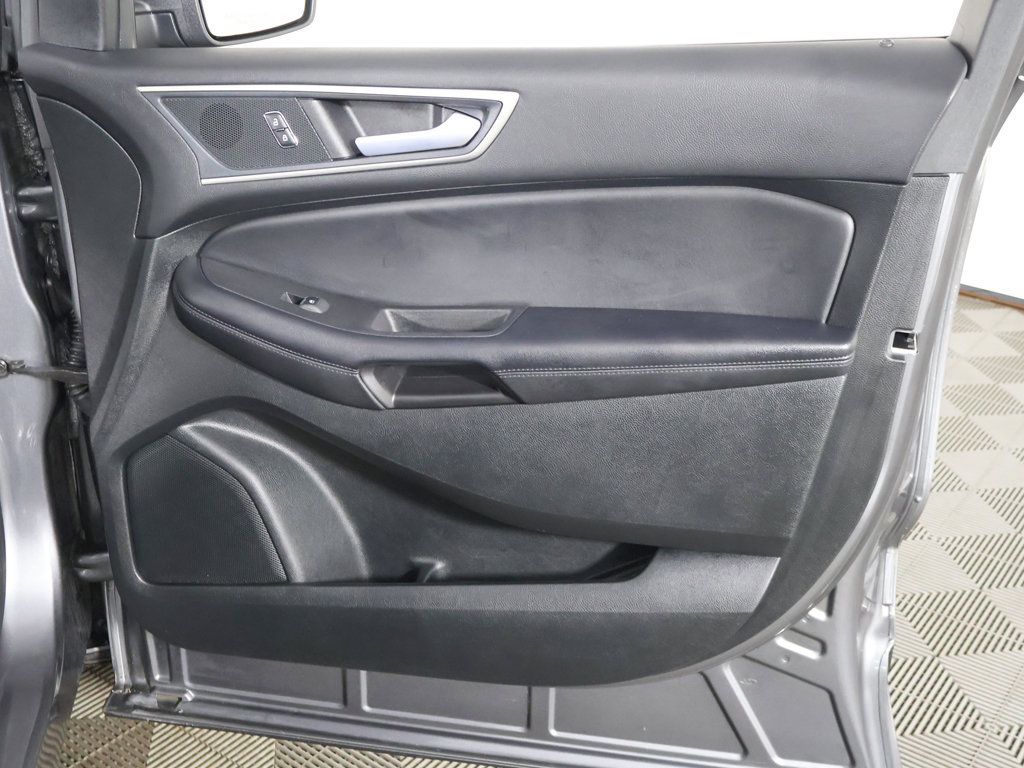 Used 2024 Ford Edge SEL w/ Convenience Package AWD/4WD image 23