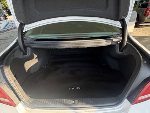 Used 2014 Hyundai Equus Signature RWD image 22